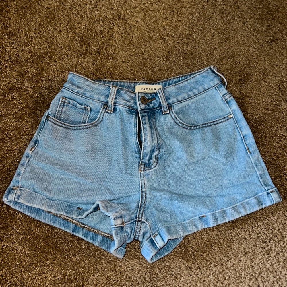 PacSun Mom Jean Short